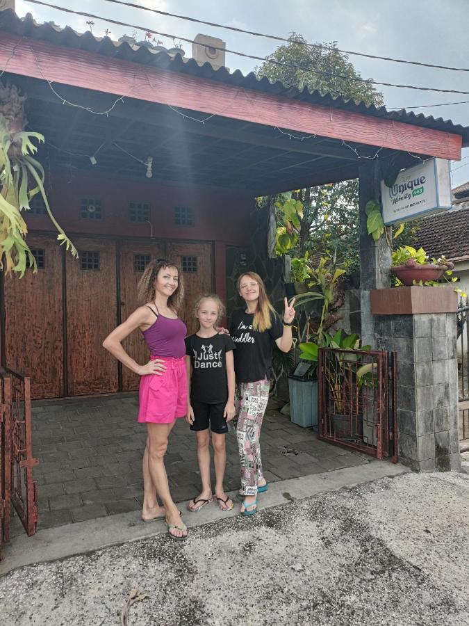 Unique Homestay 443 Yogyakarta Exterior photo